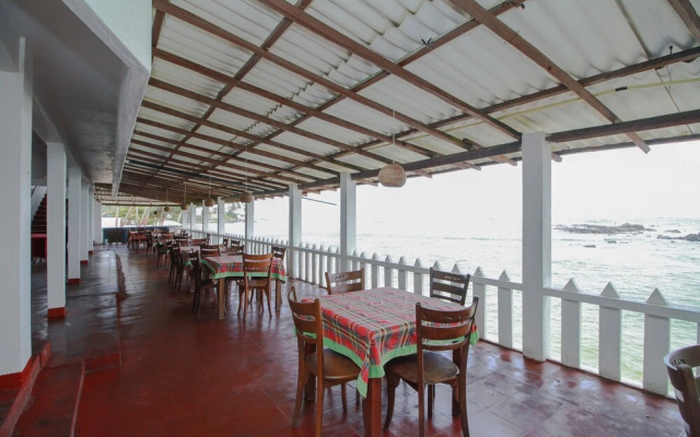 OYO 251 Milton Beach Resort