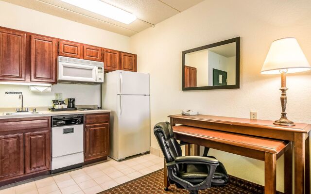 Clarion Suites at the Alliant Energy Center