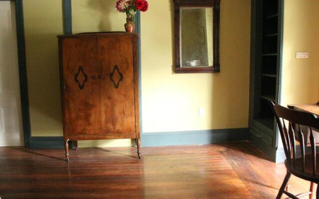 The Wedding Cake House