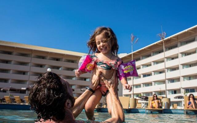 Tauá Resort & Convention