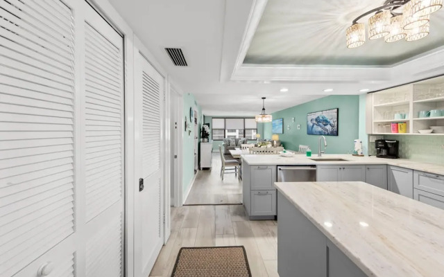 Loggerhead Cay 472 - Beach Front Pet-friendly