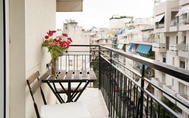 Acropolis Now! 2BR in central Athens