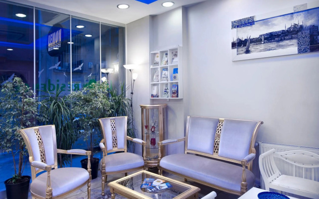 Lemon Residence