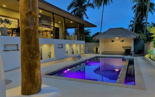 Baan Taolili 3 Bedrooms Villa