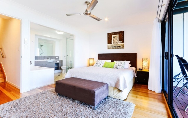 Shorelines 27 Hamilton Island 2 Bedroom Ocean View Near Marina With Golf Buggy – Guest Rooms – Hamilton Island