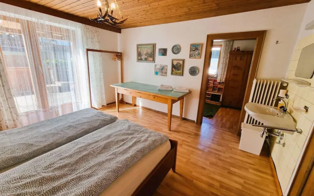 Spacious House In Fugen With Terrace