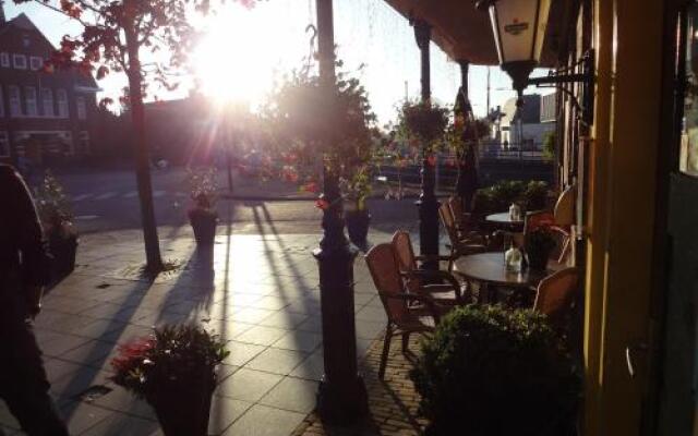 Hotel t Gemeentehuis