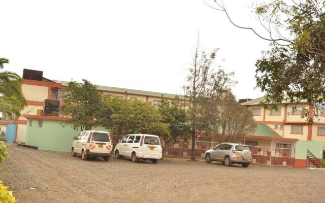 Racecourse Inn Hotel