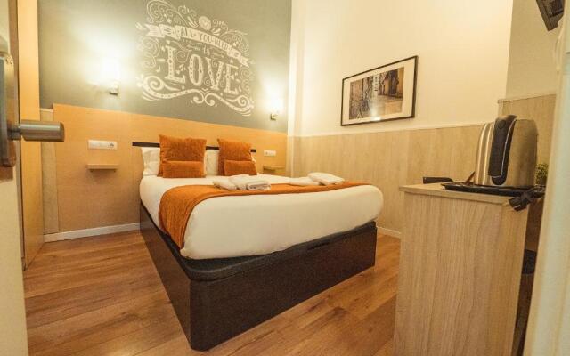 Hostal Live Natura Barcelona