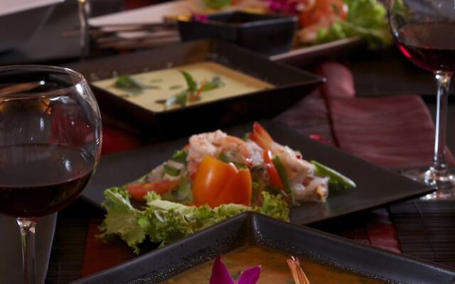 Surin Beach Luxury Villa