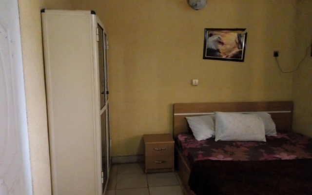 Adebayowa Hotel