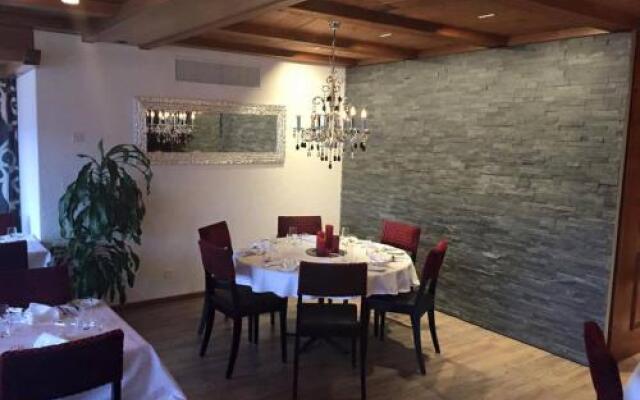 Panoramarestaurant Hotel Roggerli
