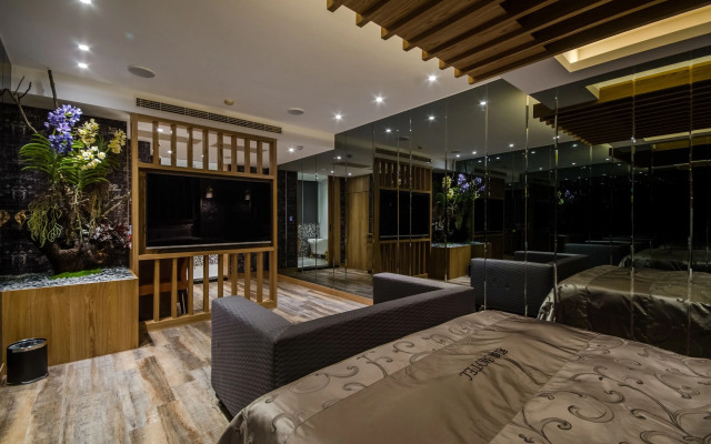 HE&LE Design Hotel