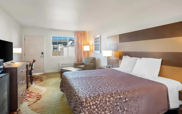 Rodeway Inn Garland Harbor Point