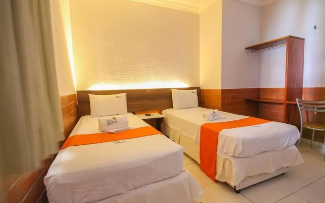 Hotel Colonial