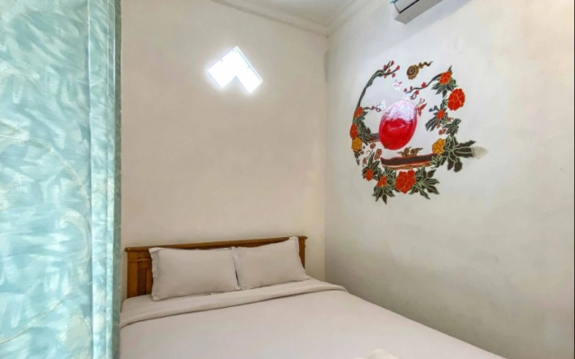 Karolin Guest House by Pesen Kamar