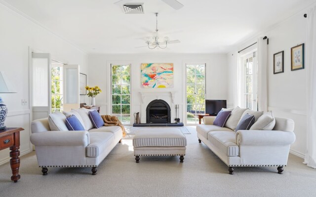 The Hamptons Hinterland Retreat