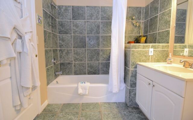 The Inn at Turtle Beach (Adults Only)