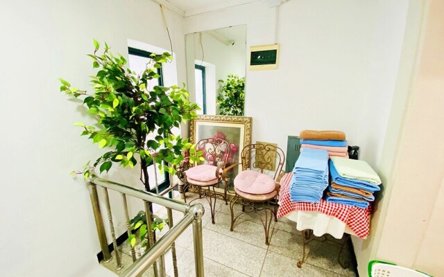 Seoul Station Aroha Guest House