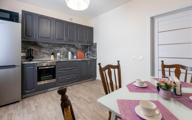 Пять Звёзд на улице Батурина 38