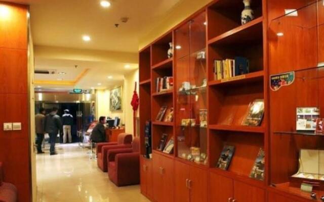 HanTing Hotel (Baoding Sanfeng Road Agricultural University)