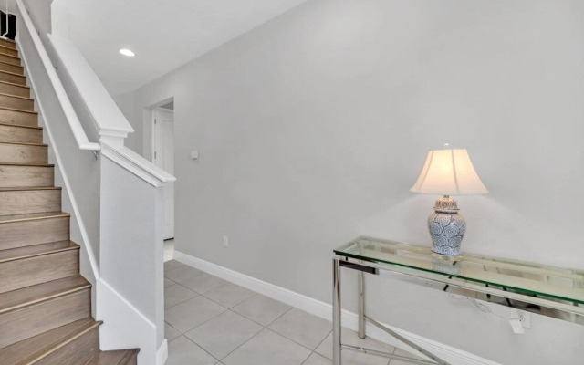 7673fair 5 Bedroom Villa by Redawning