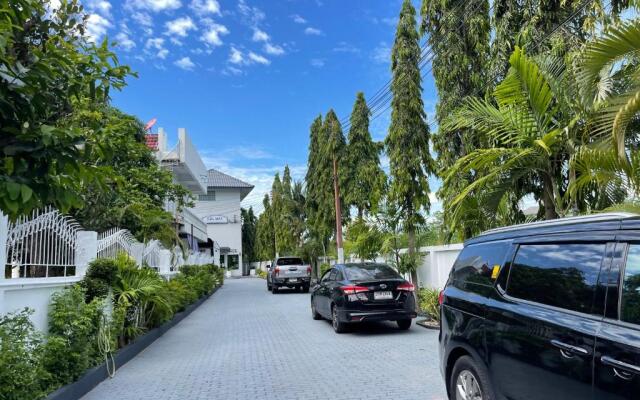 DEL MAX resort Pattaya