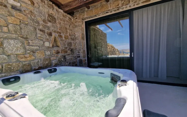 MvibesMykonos homes and studios