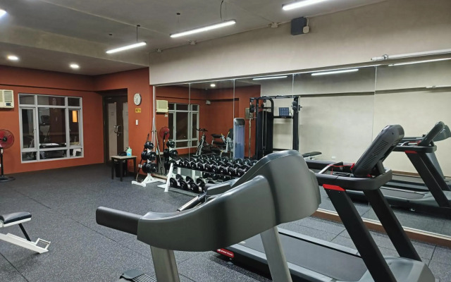 Tropicana Suites