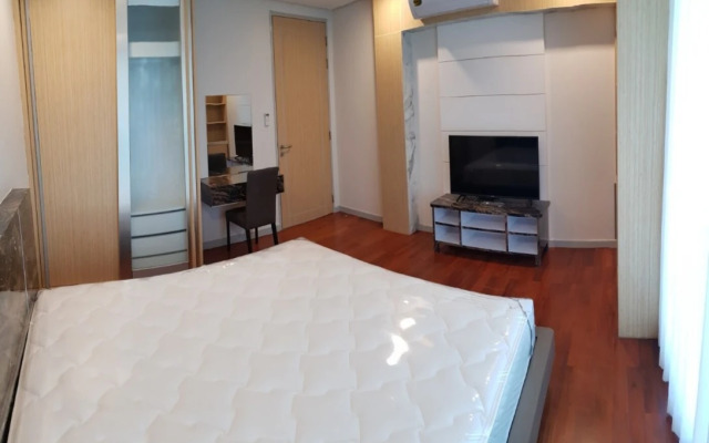 ViVi Avenue Thonglor