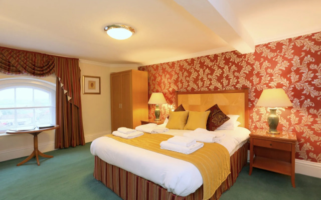 The Downe Arms Hotel