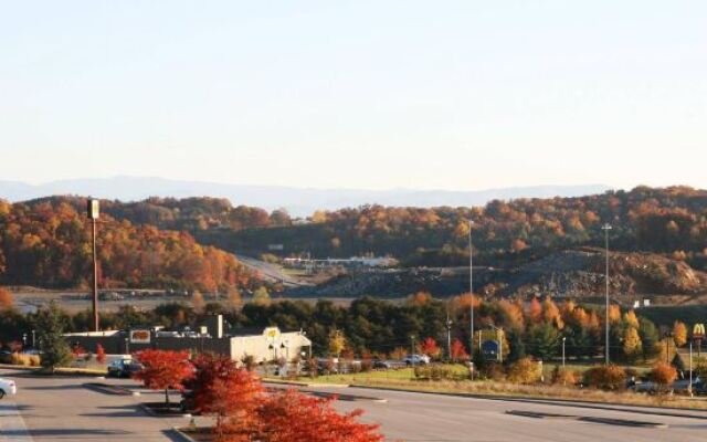 Hampton Inn & Suites Sevierville At Stadium Drive