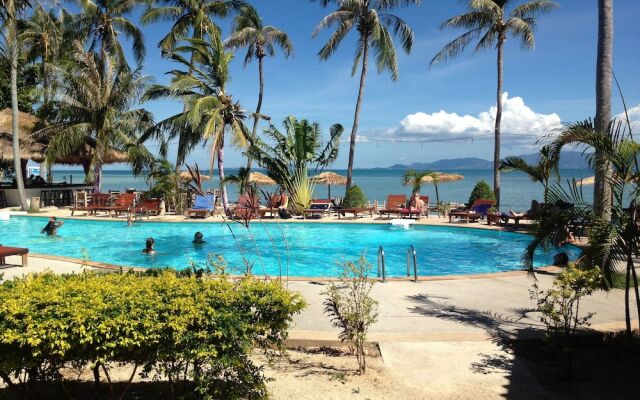 The Beach Village - Hostel