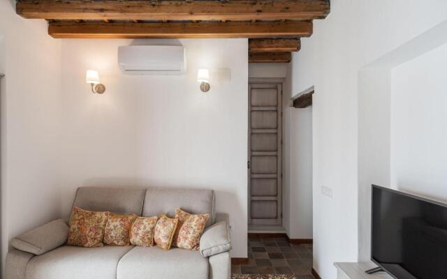 Casa de Los Abuelos 18