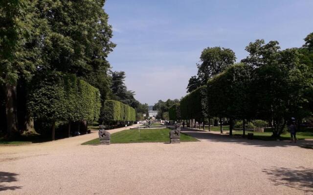 Studio avec jardin et stationnement gratuit à Rouen