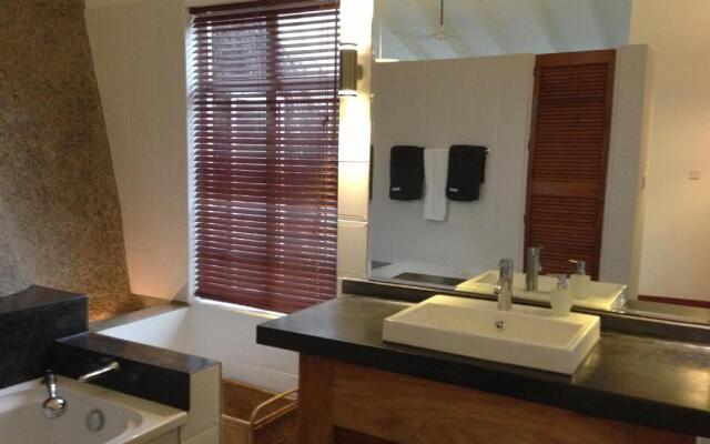 Hillcrest Villas