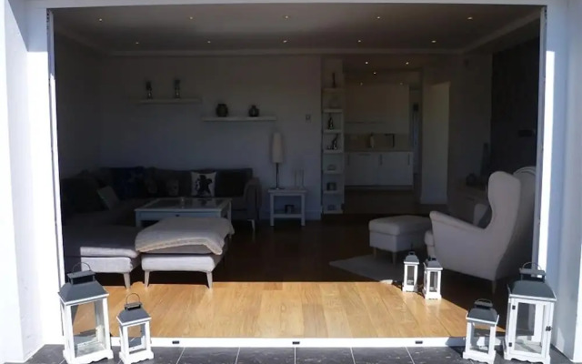 Great Beach Side Villa – Semi Heated Pool