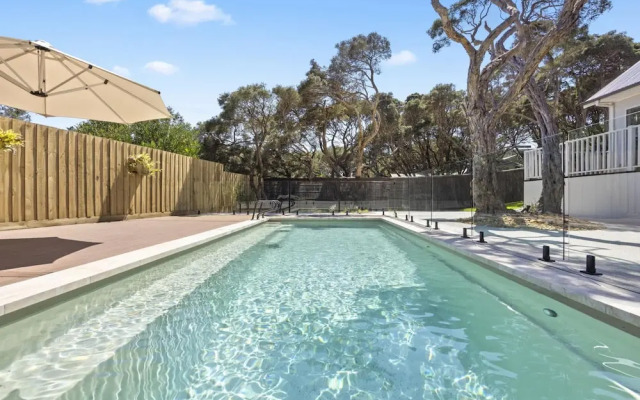 Saltwood Coastal Hamptons Luxe With Pool