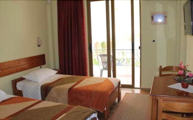 Kaonia Hotel