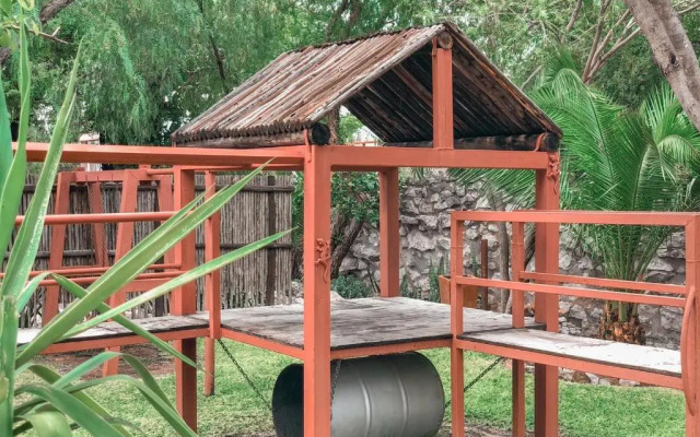 Nkisi Guesthouse