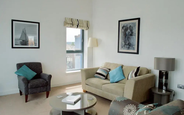 3 Bedroom Flat With 2 Balconies