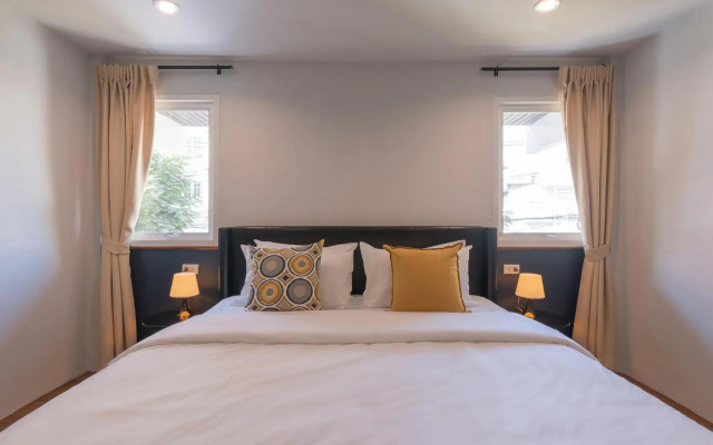 The Mellow Pillow at Chiang Mai Gate