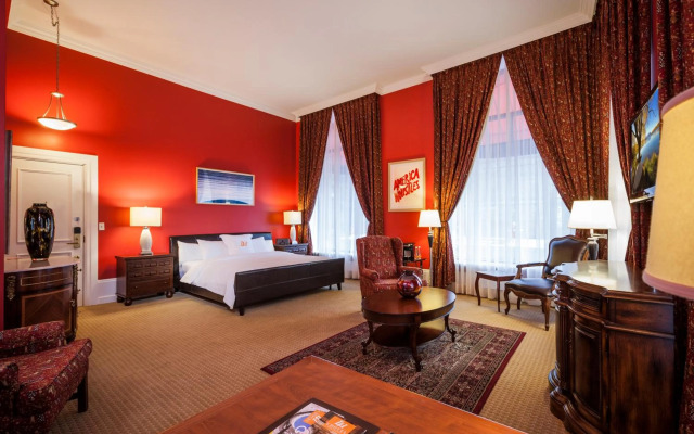 LHotel Montreal
