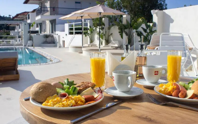 Ampelia Hotel Kassandra