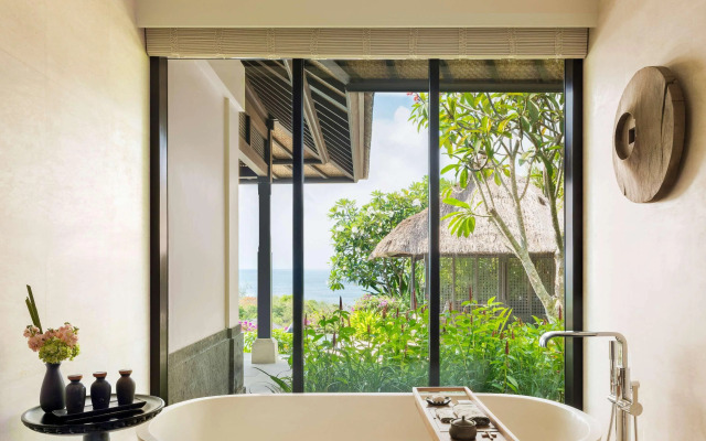 Raffles Bali
