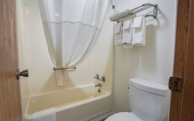 FairBridge Inn Express Battle Creek