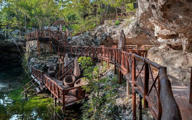 Ka'ax Cenote Resort