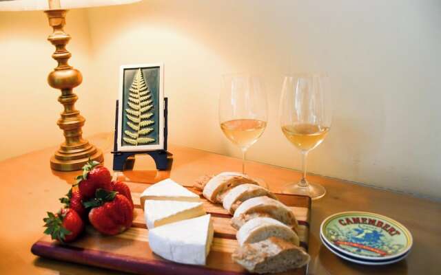 Chestnut Inn at Oquaga Lake