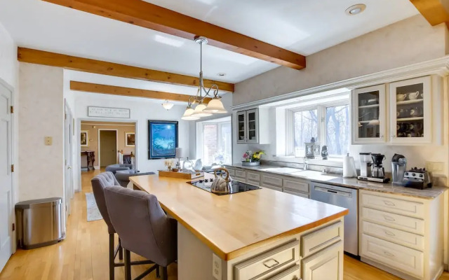 Spacious & Secluded Madison Home Near Dtwn!