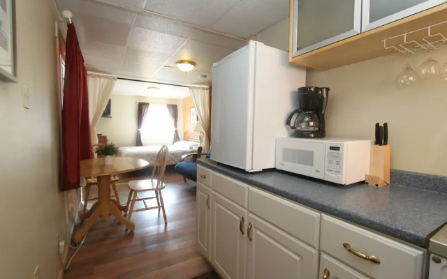 Riverfront Cottages